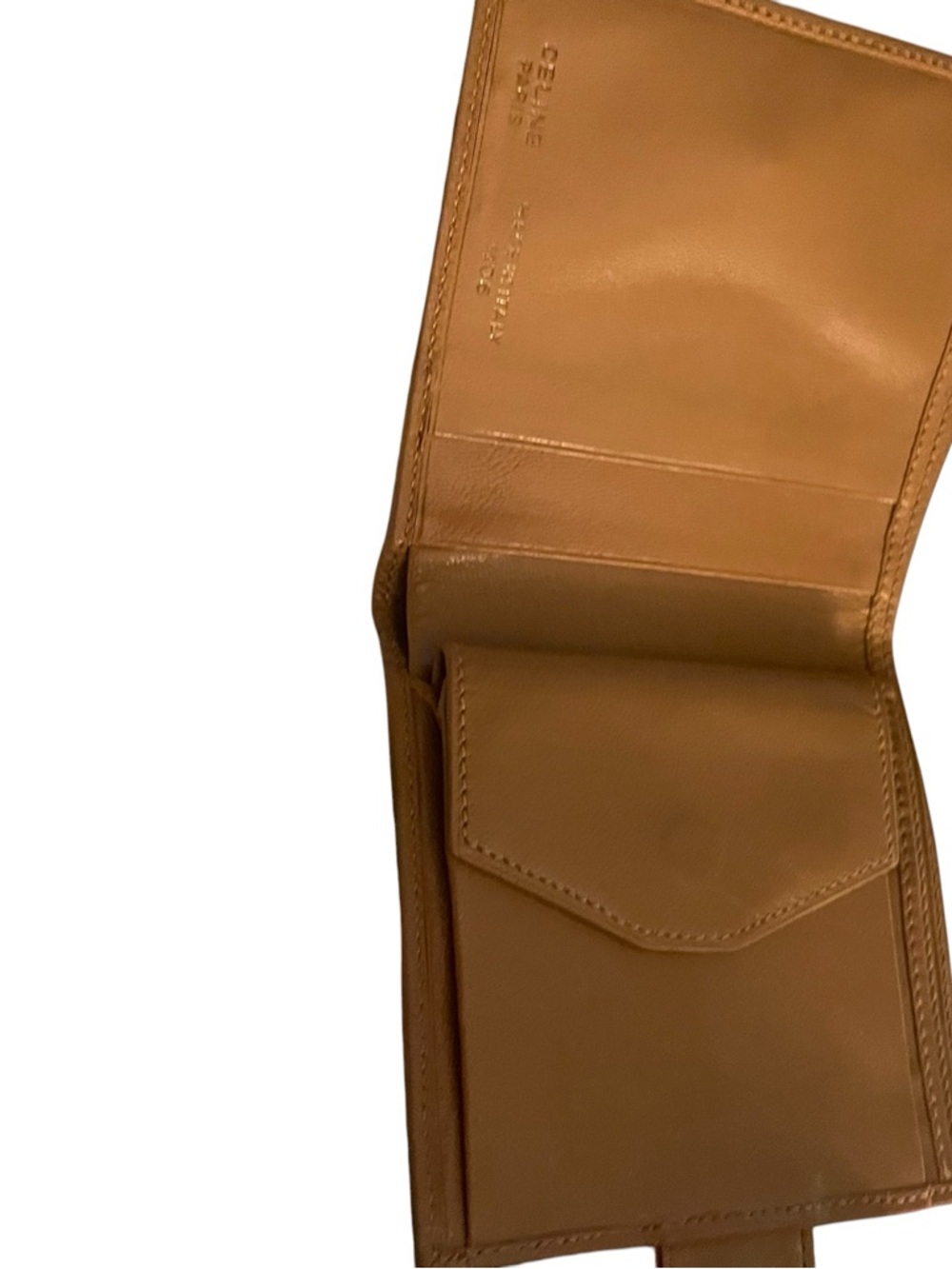 ✨ AUTHENTIC Vintage Celine Triomphe Embossed Leather Compact Wallet - Tan
COA - Picture 7 of 12